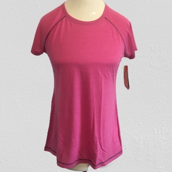 Avia Active wear Tees in pink Size Small - Picture 1 of 5